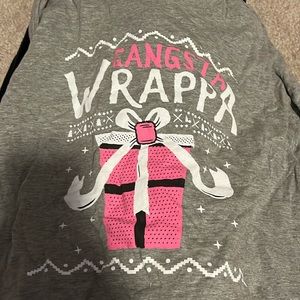 Chic + Cheerful long sleeve tshirt. size M